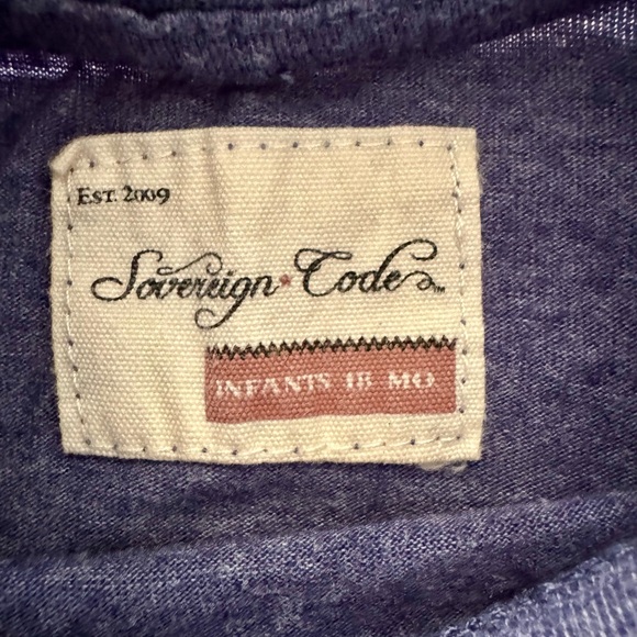 Sovereign Code Navy Elephant Tee - Picture 3 of 3